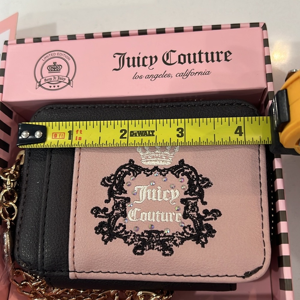 👑Cute. Juicy Couture Wristlet. - Picture 16 of 16